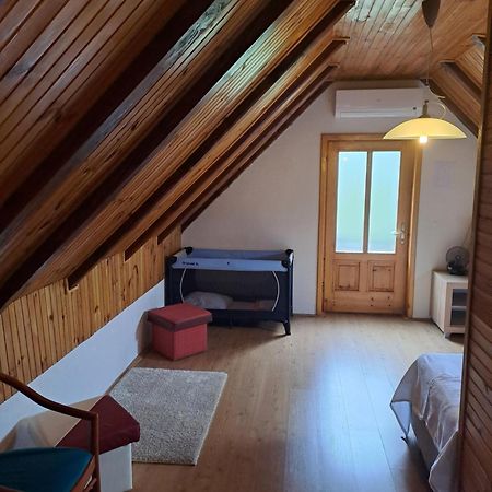 Guesthouse Andrea Poljanak Zewnętrze zdjęcie