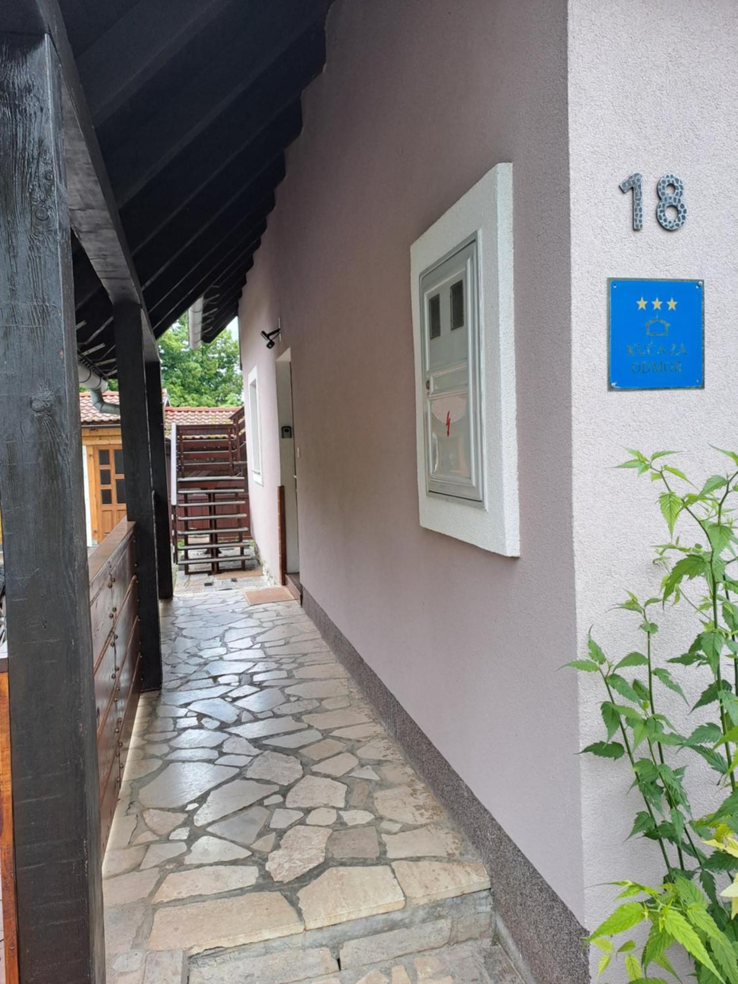 Guesthouse Andrea Poljanak Zewnętrze zdjęcie
